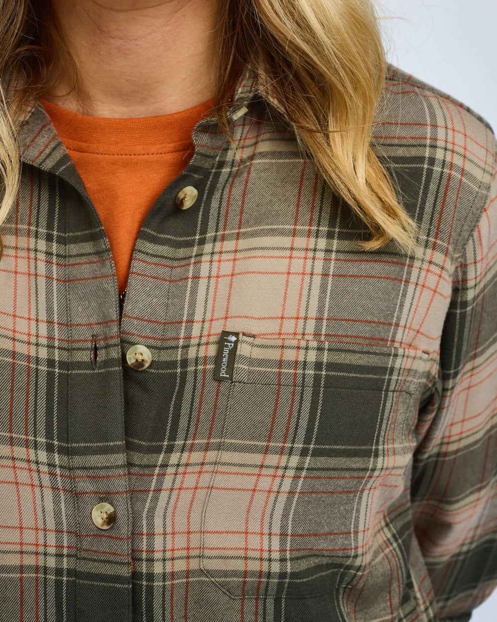 3370-151-22_Pinewood