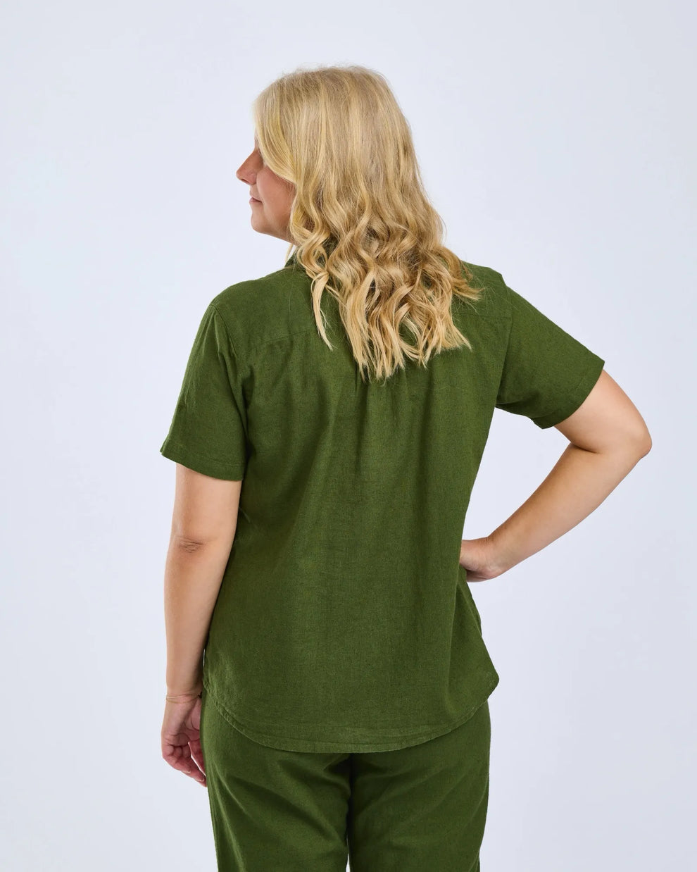 3373-759-66_Pinewood