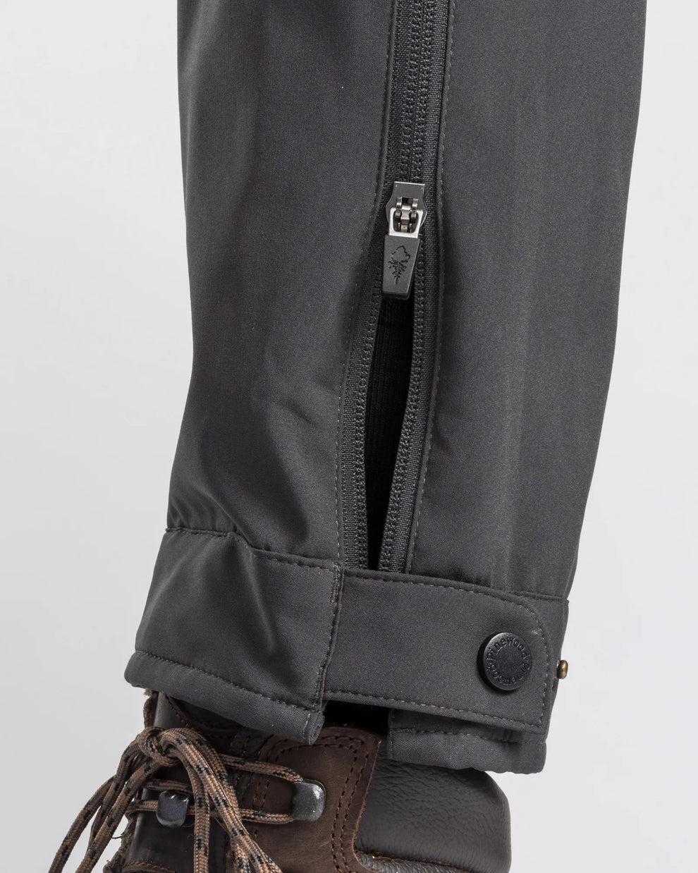 3402-461-24_Pinewood