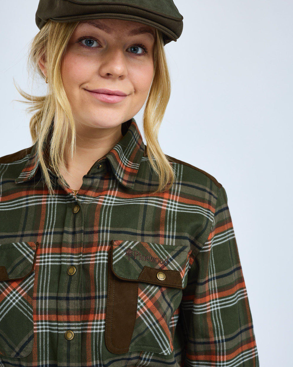 3428-766-20_Pinewood