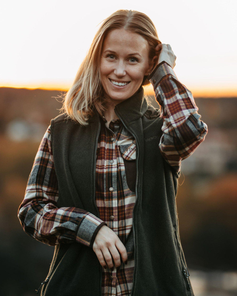 3428-838-40_Pinewood