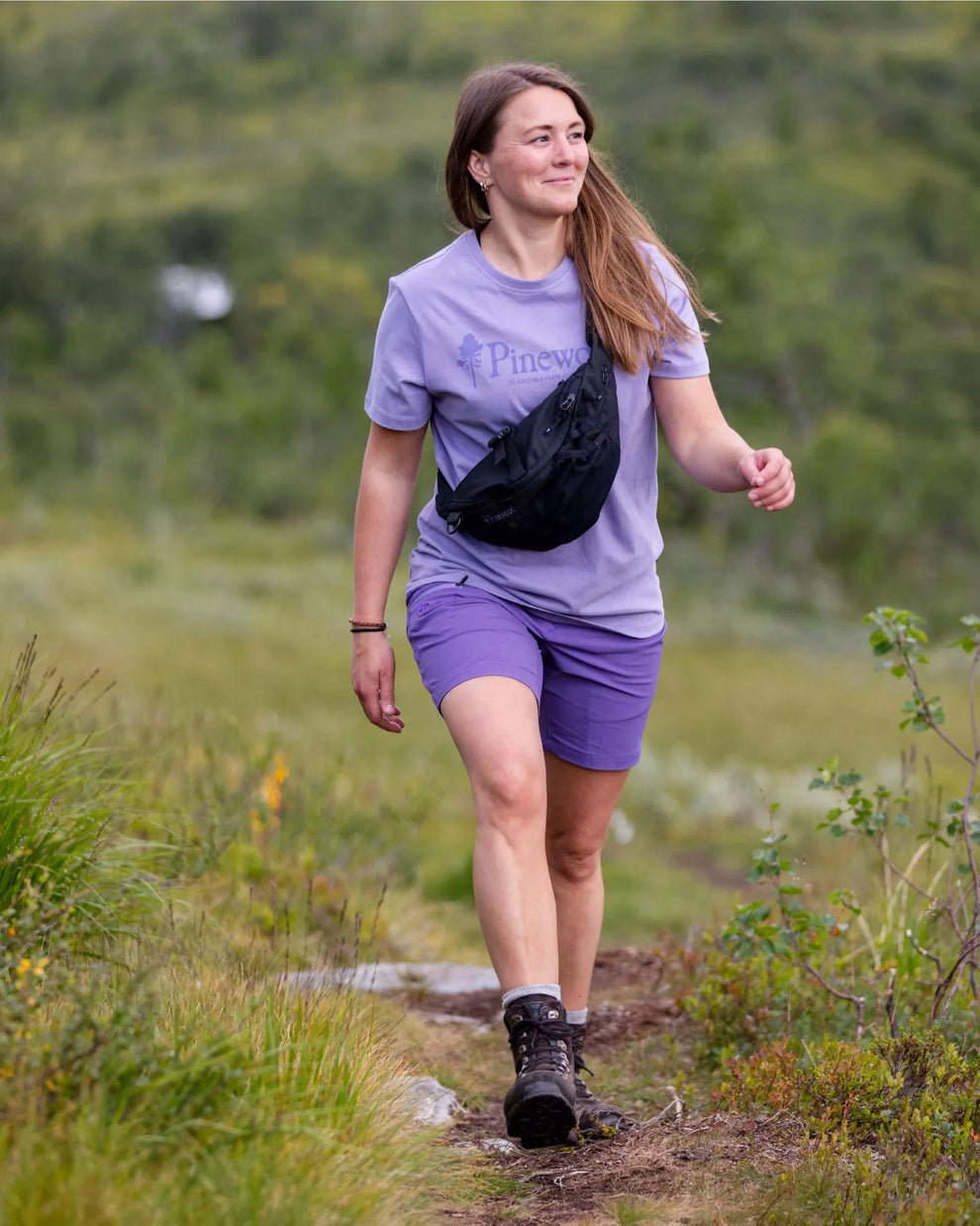 3445-823-40_Pinewood