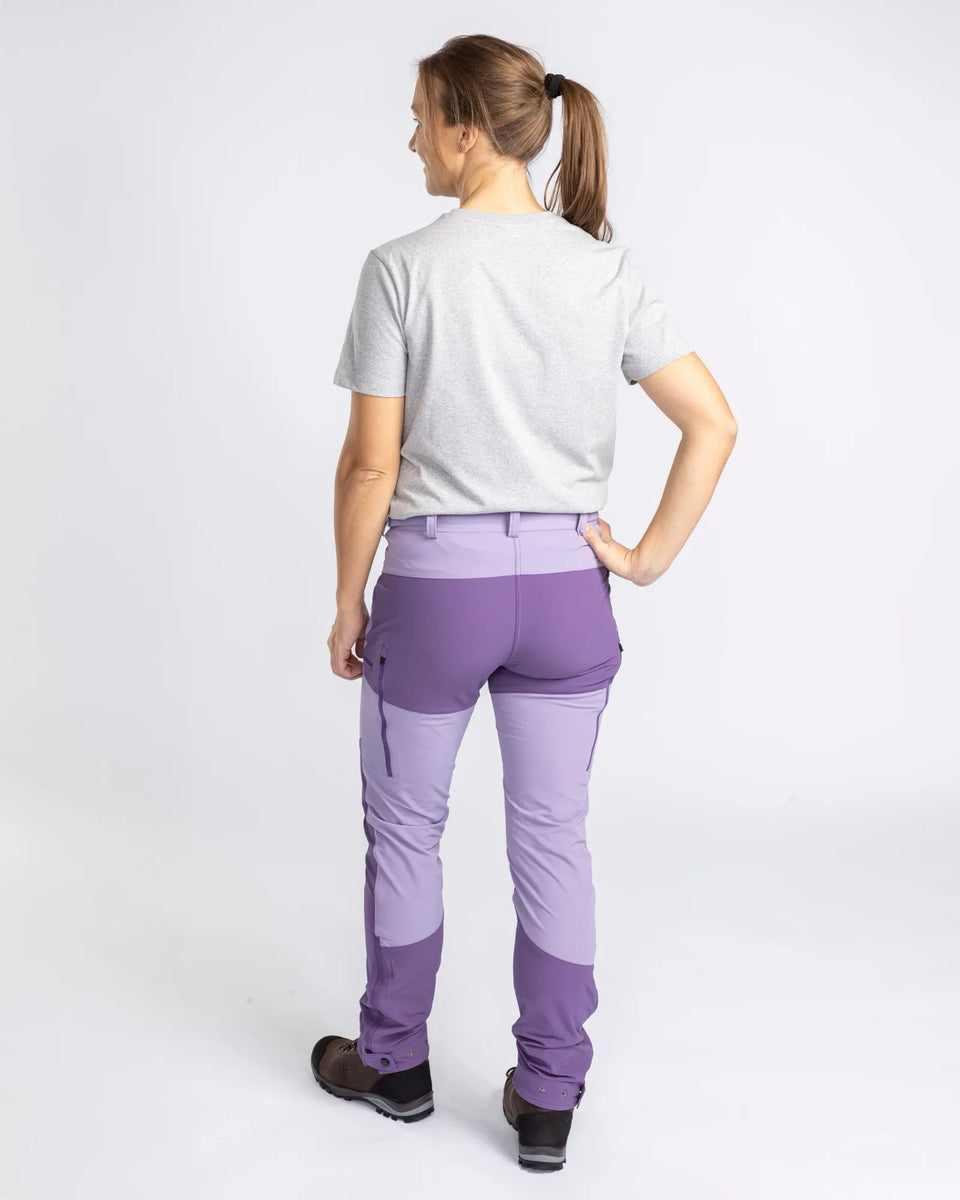 3449-454-66_Pinewood