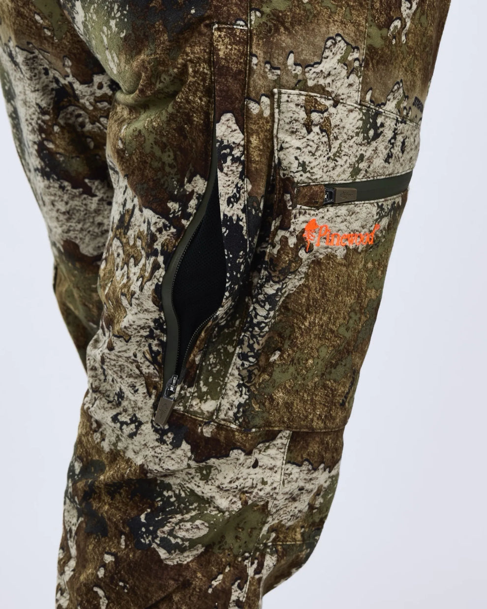 3681-969-21_Pinewood