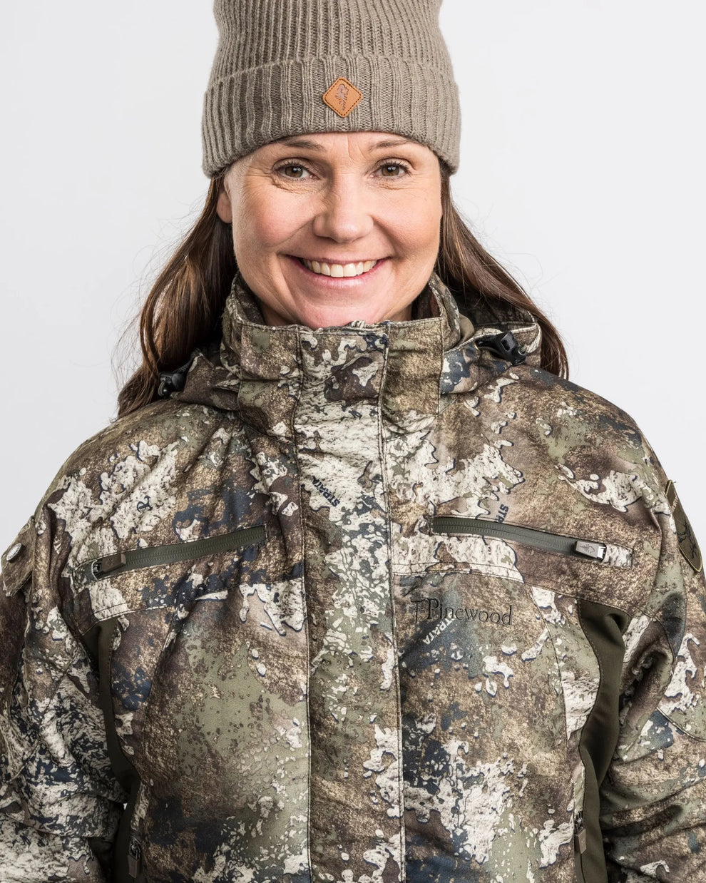 3690-969-23_Pinewood21