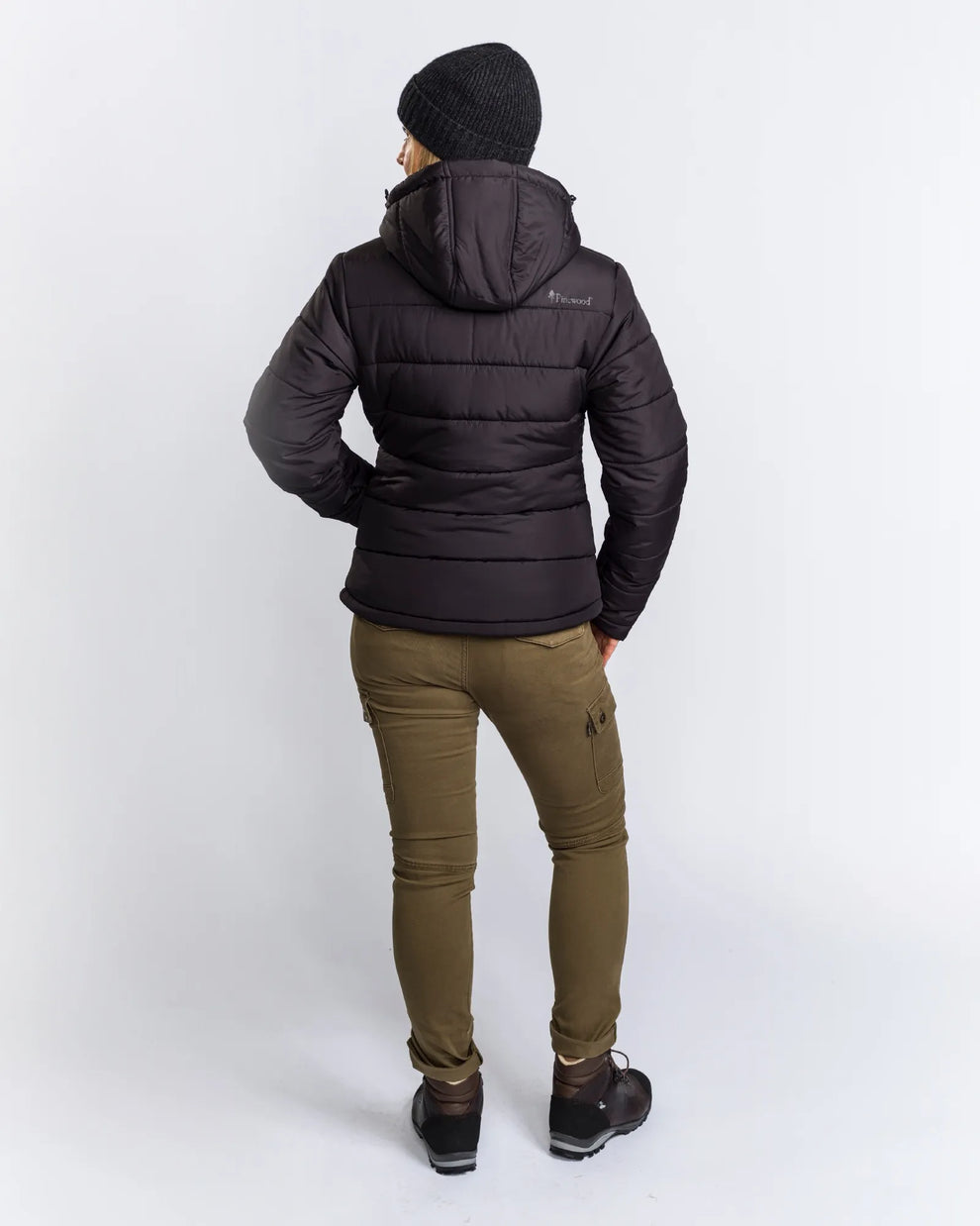 3790-713-66_Pinewood3