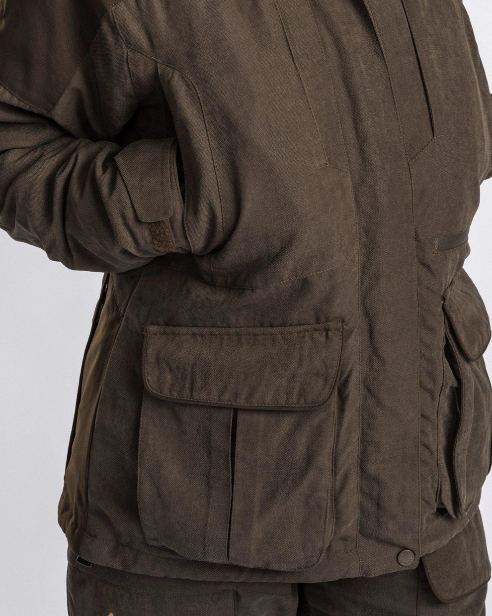 3816-241-22_Pinewood