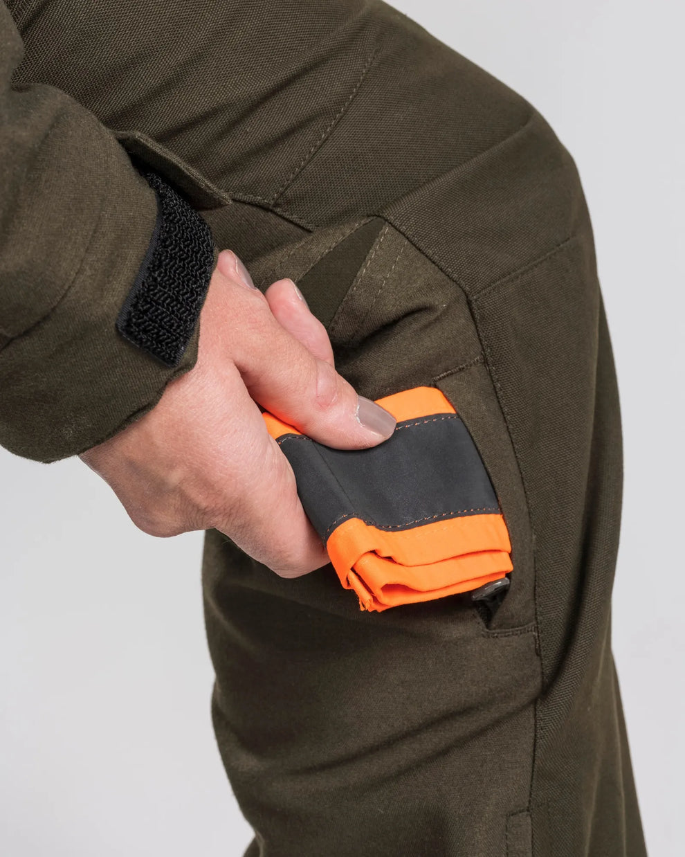 3891-135-23_Pinewood5