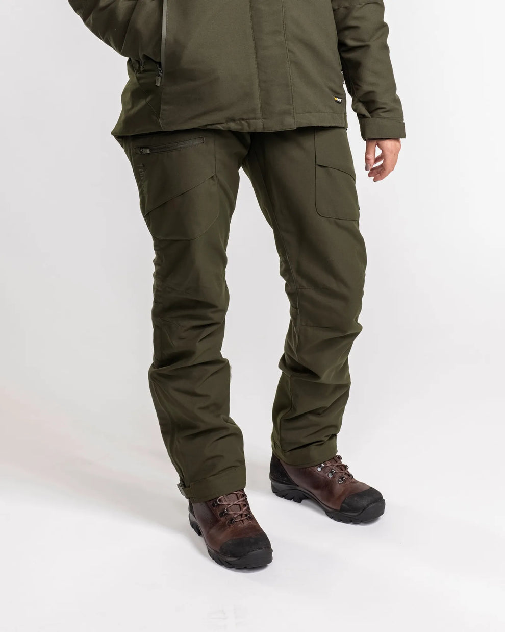 3891-135-60_Pinewood