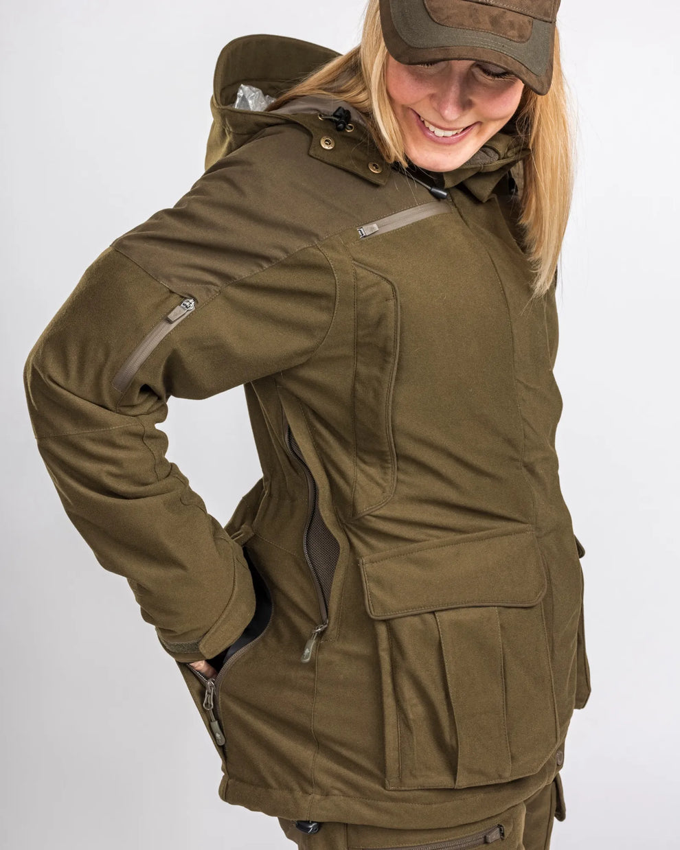 3892-114-21_Pinewood6