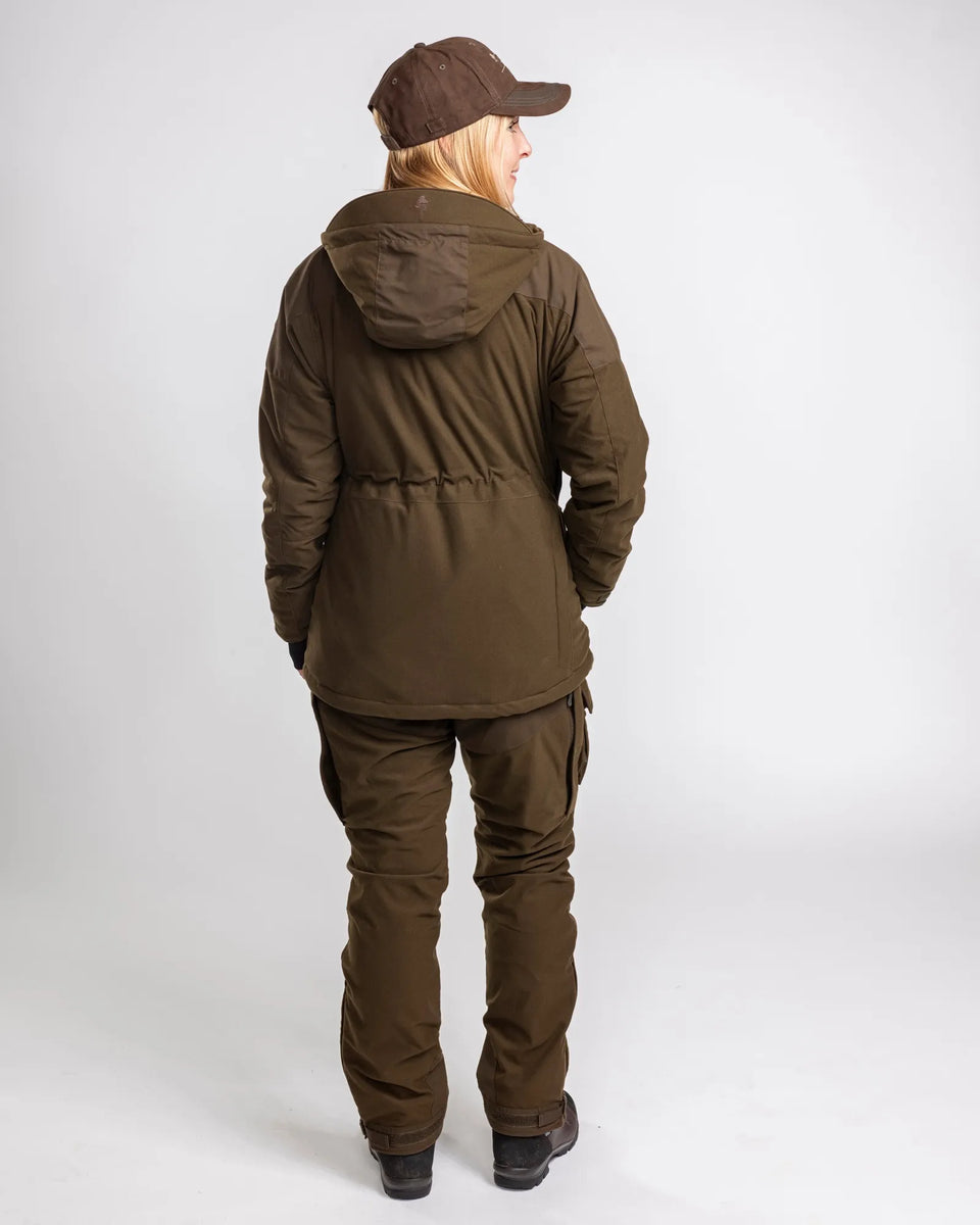 3892-114-66_Pinewood3