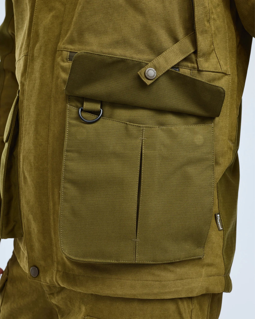 3918-770-22_Pinewood