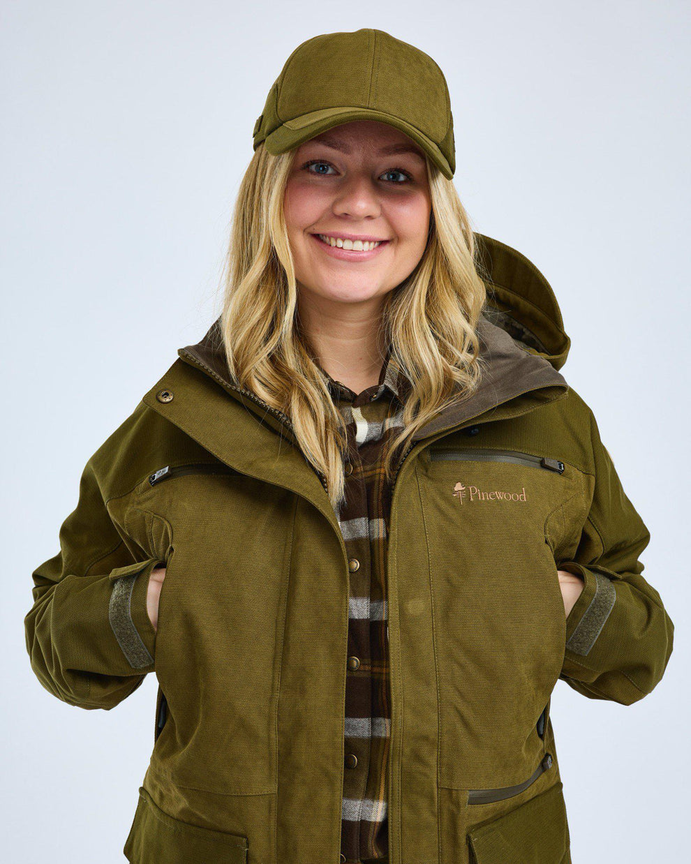 3918-770-23_Pinewood