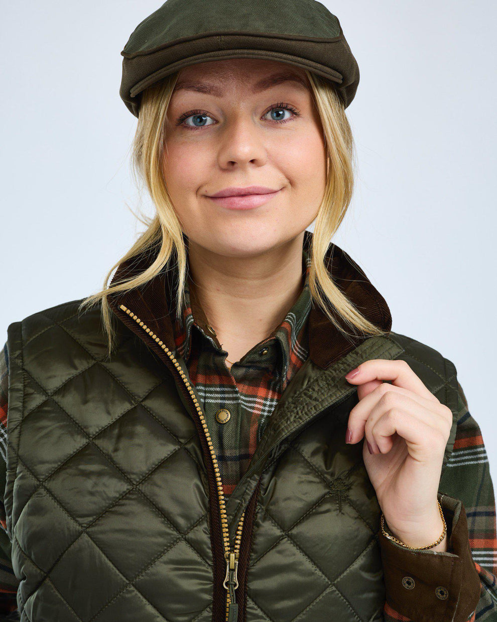 3983-135-22_Pinewood