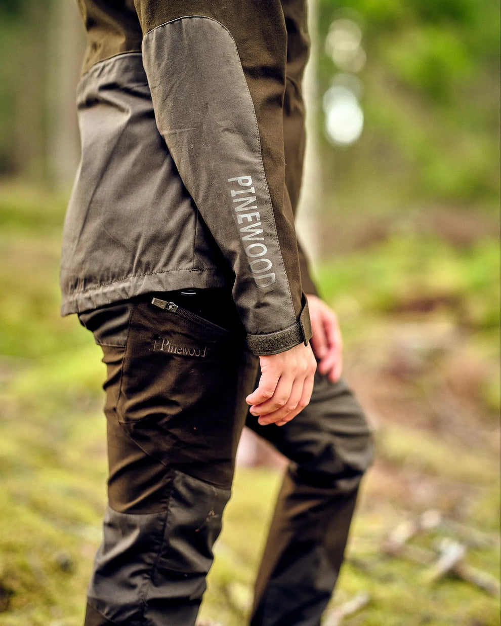 3997-722-40_Pinewood