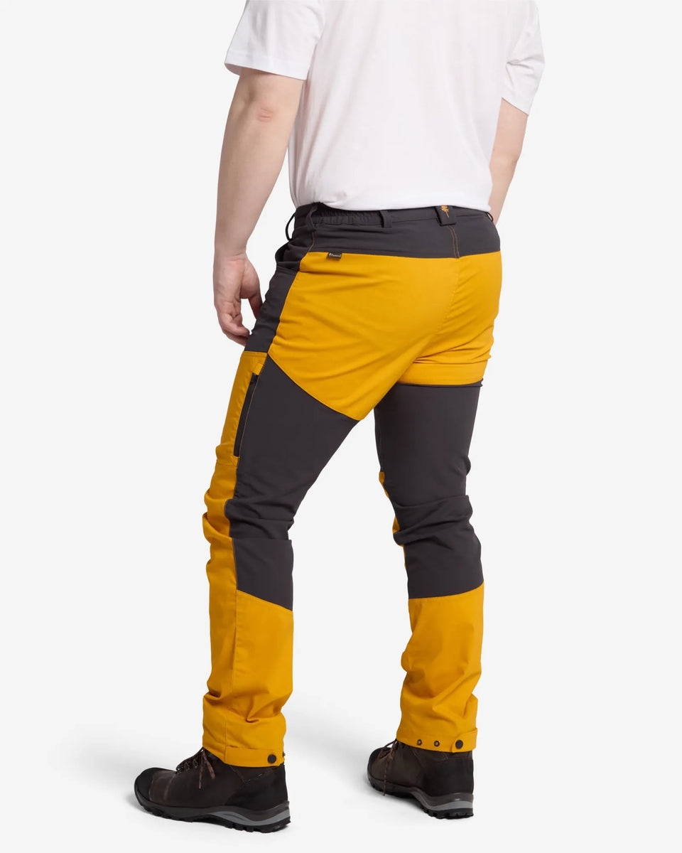 4539-573-66_Pinewood