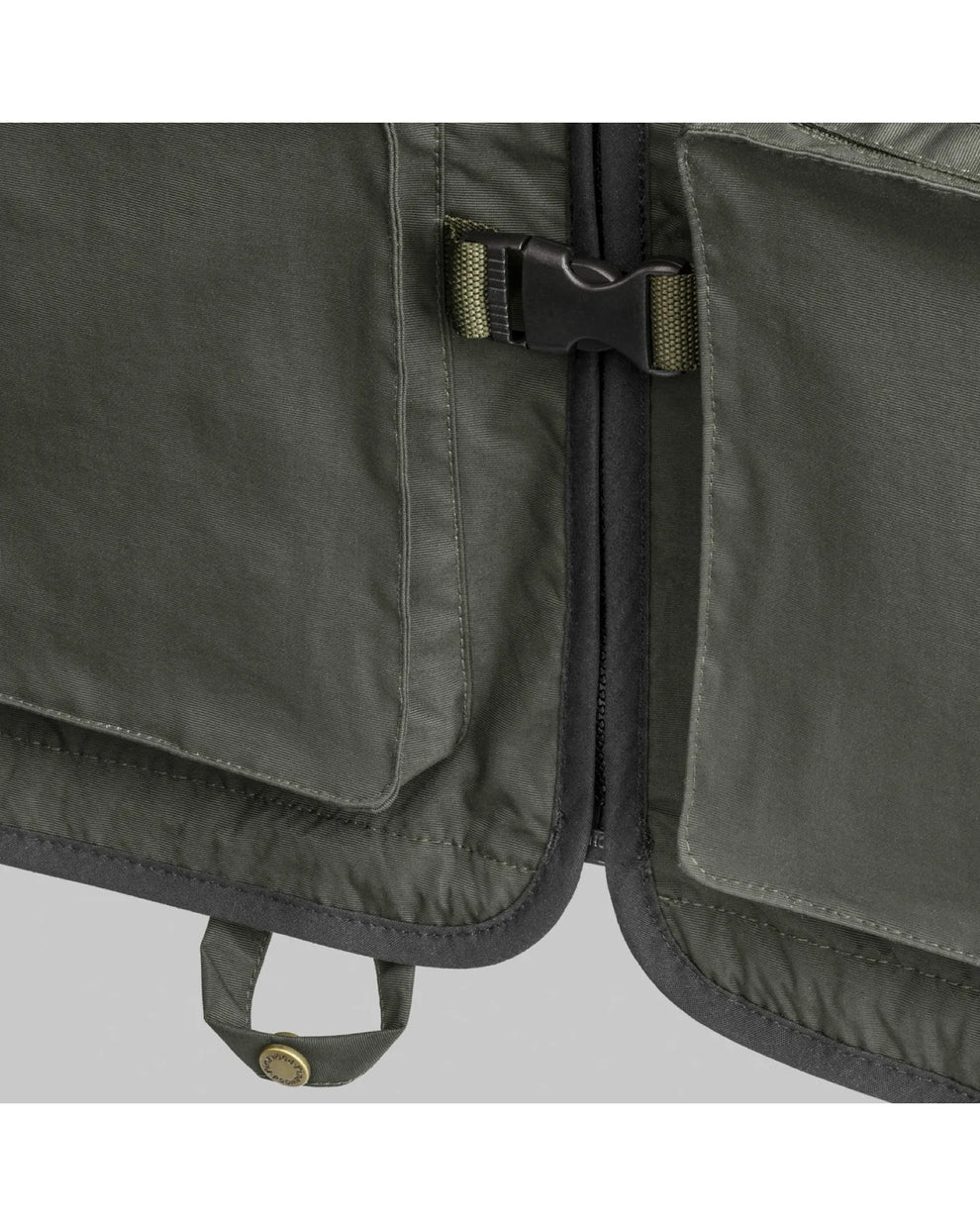 5059-103-20_Pinewood-Vest-Active-Fishing_Dark-Green