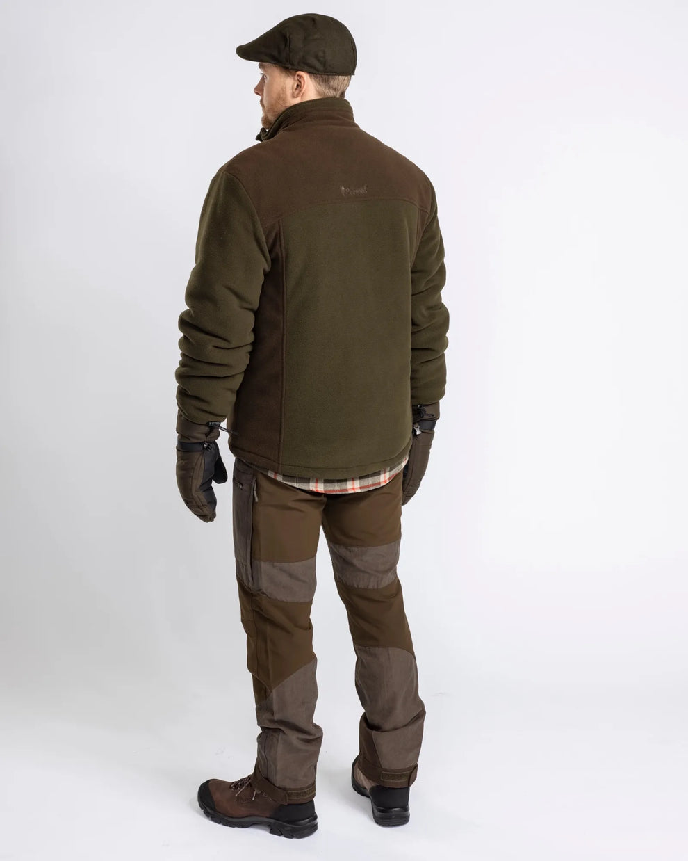 5064-724-66_Pinewood