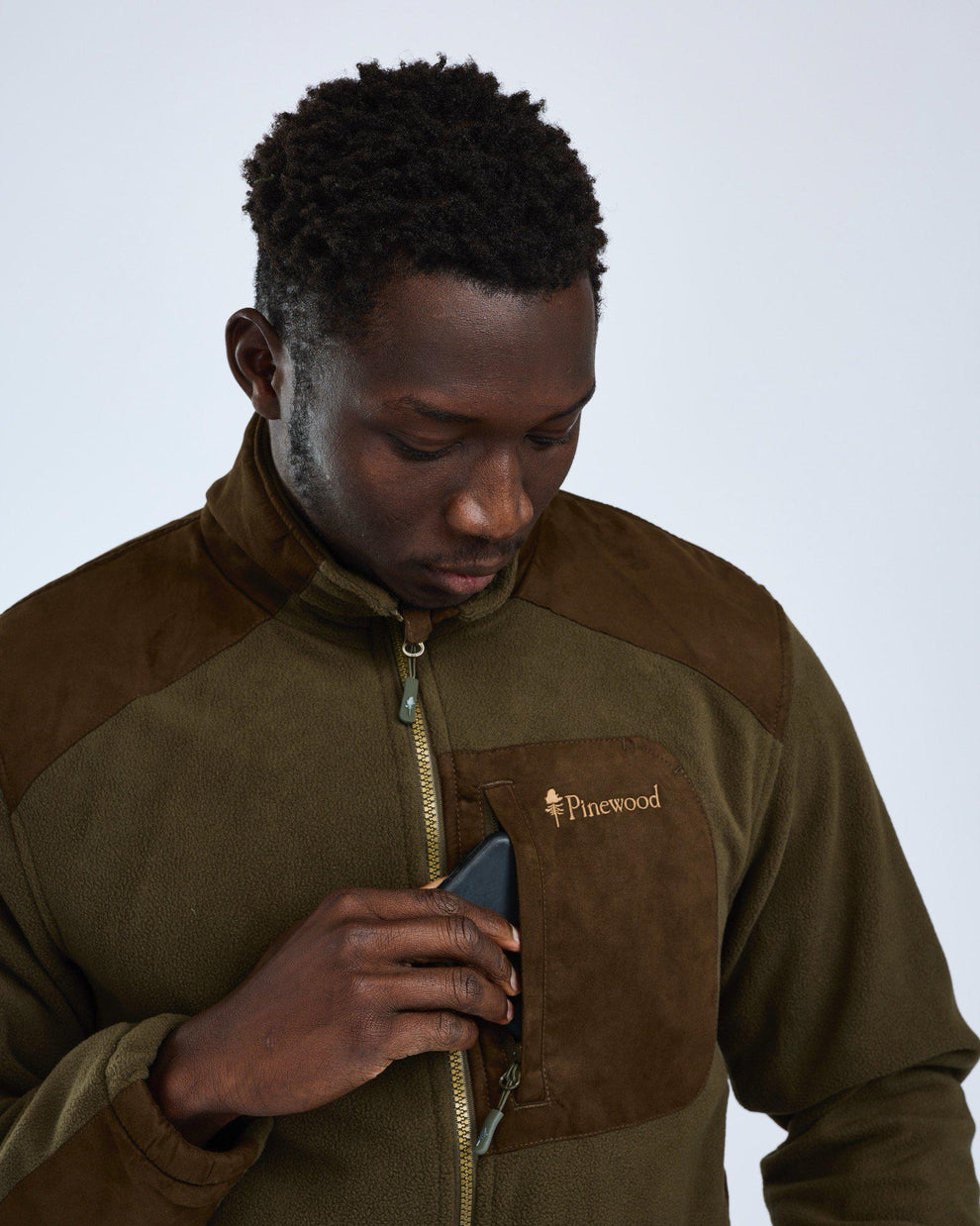 5066-242-20_Pinewood