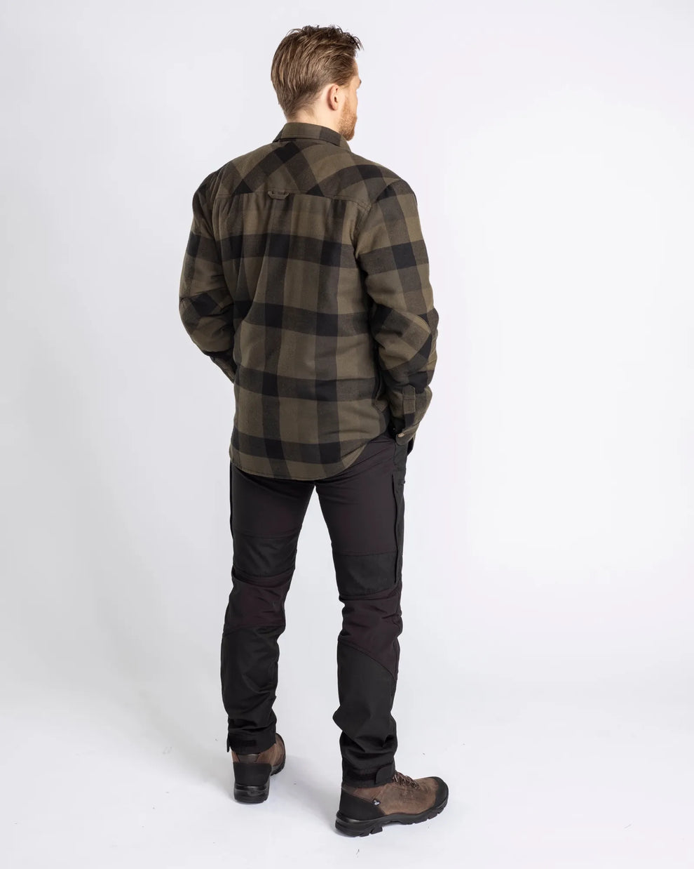 5085-425-66_Pinewood