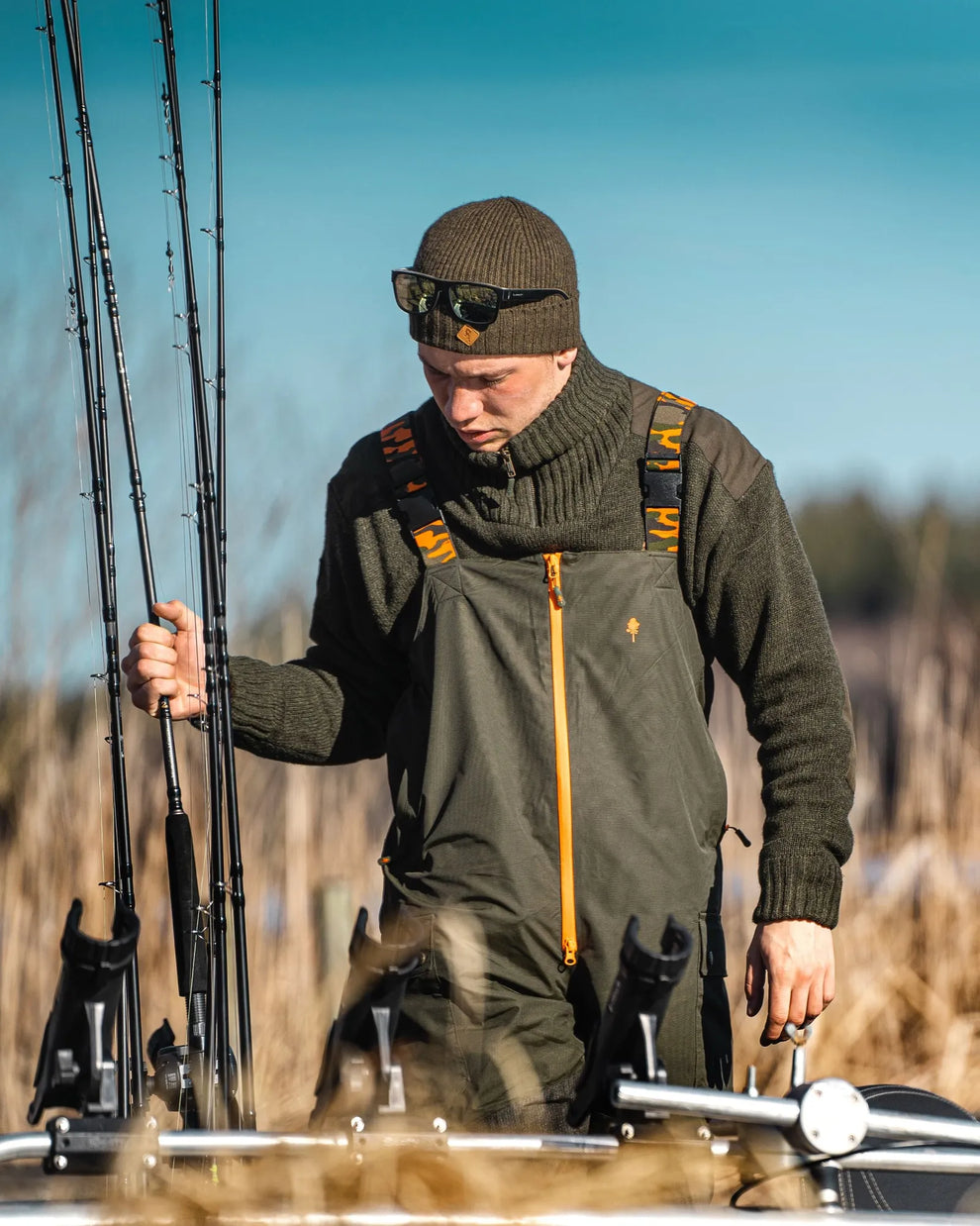 5161-104-40_Pinewood