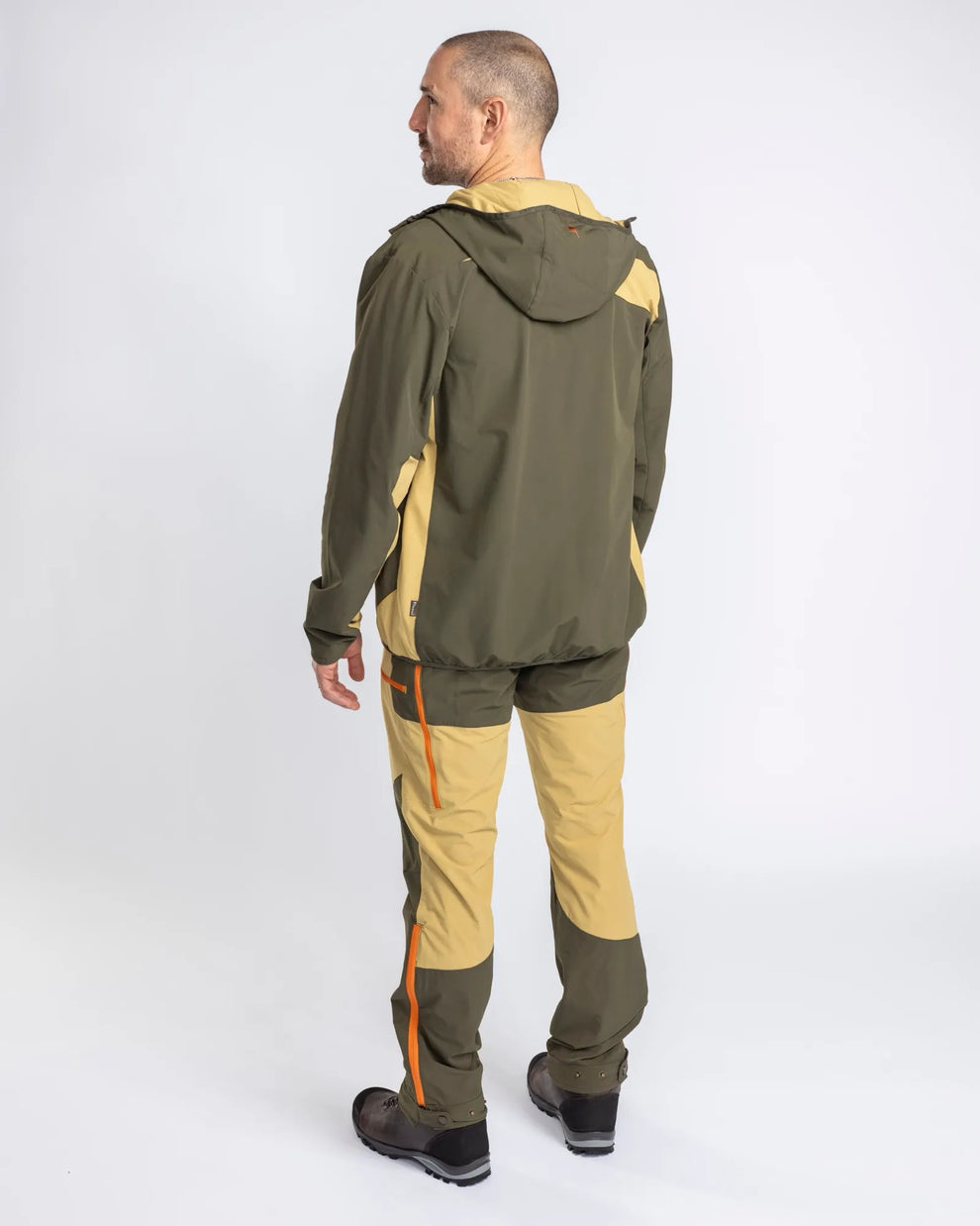 5210-758-66_Pinewood