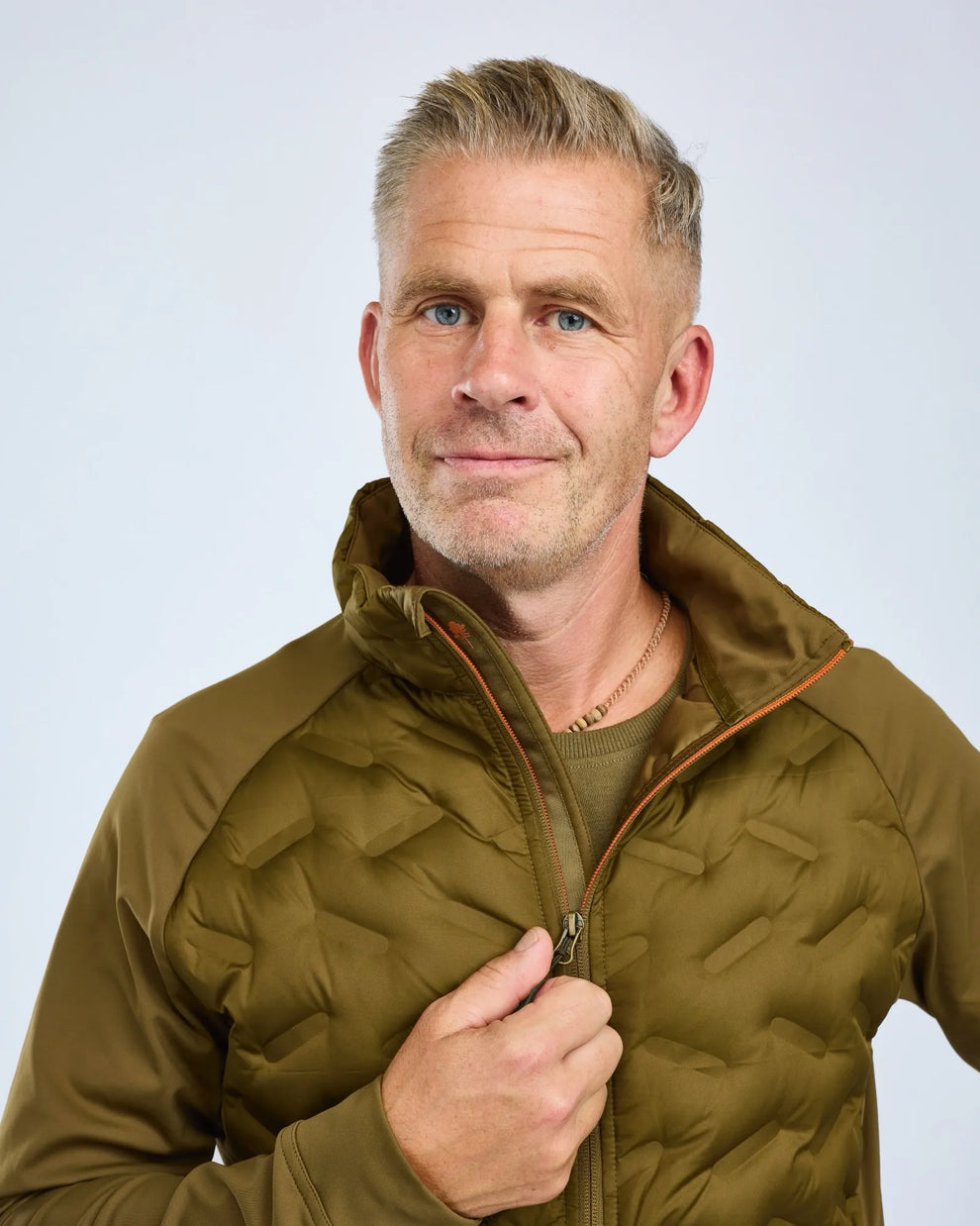 5259-770-20_Pinewood