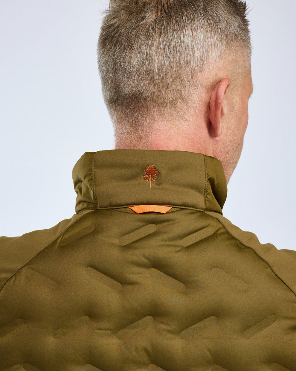 5259-770-22_Pinewood