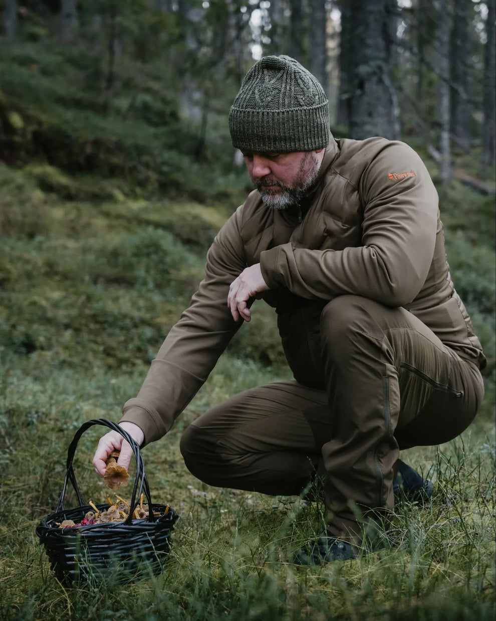 5259-770-40_Pinewood