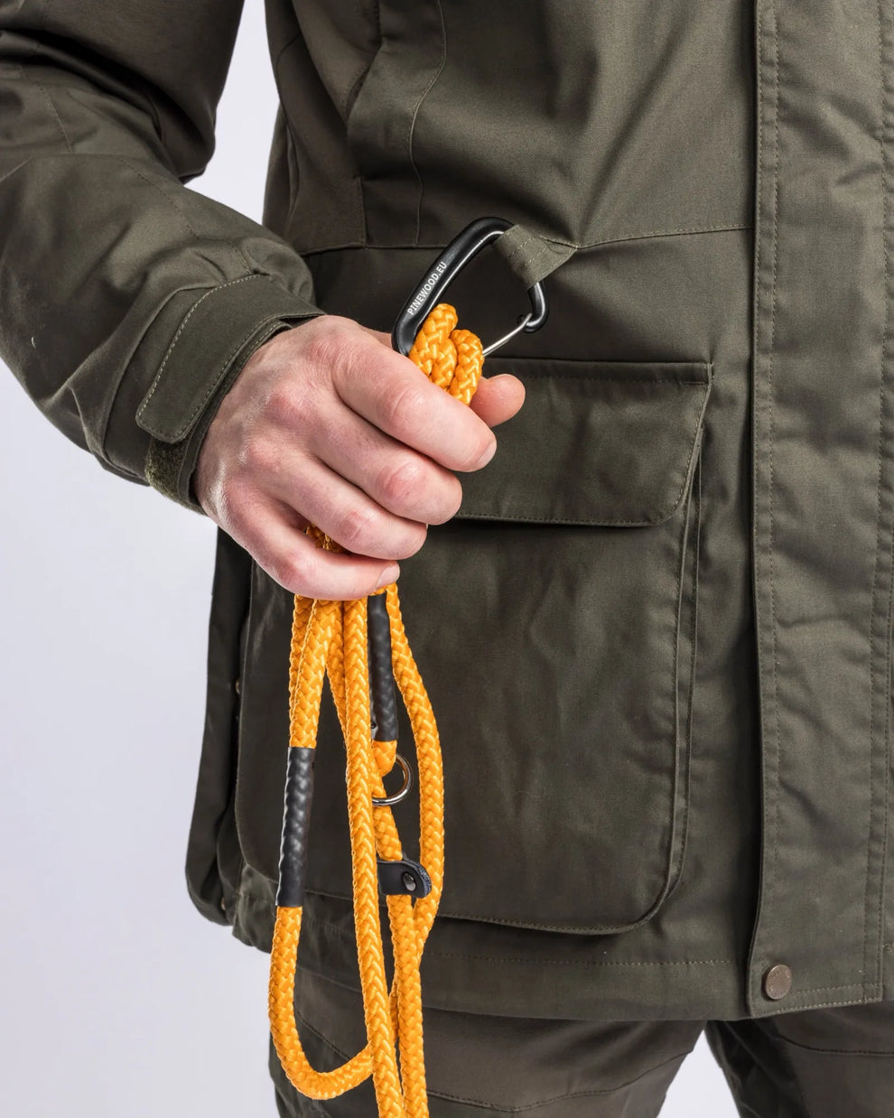 5280-135-20_Pinewood