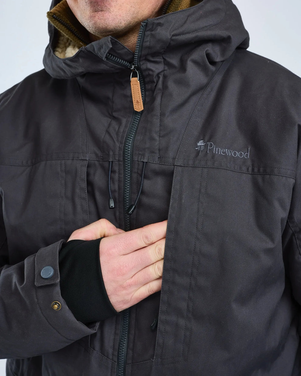 5354-443-20_Pinewood