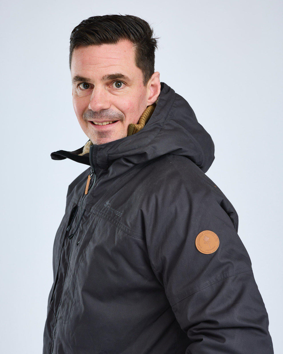 5354-443-24_Pinewood