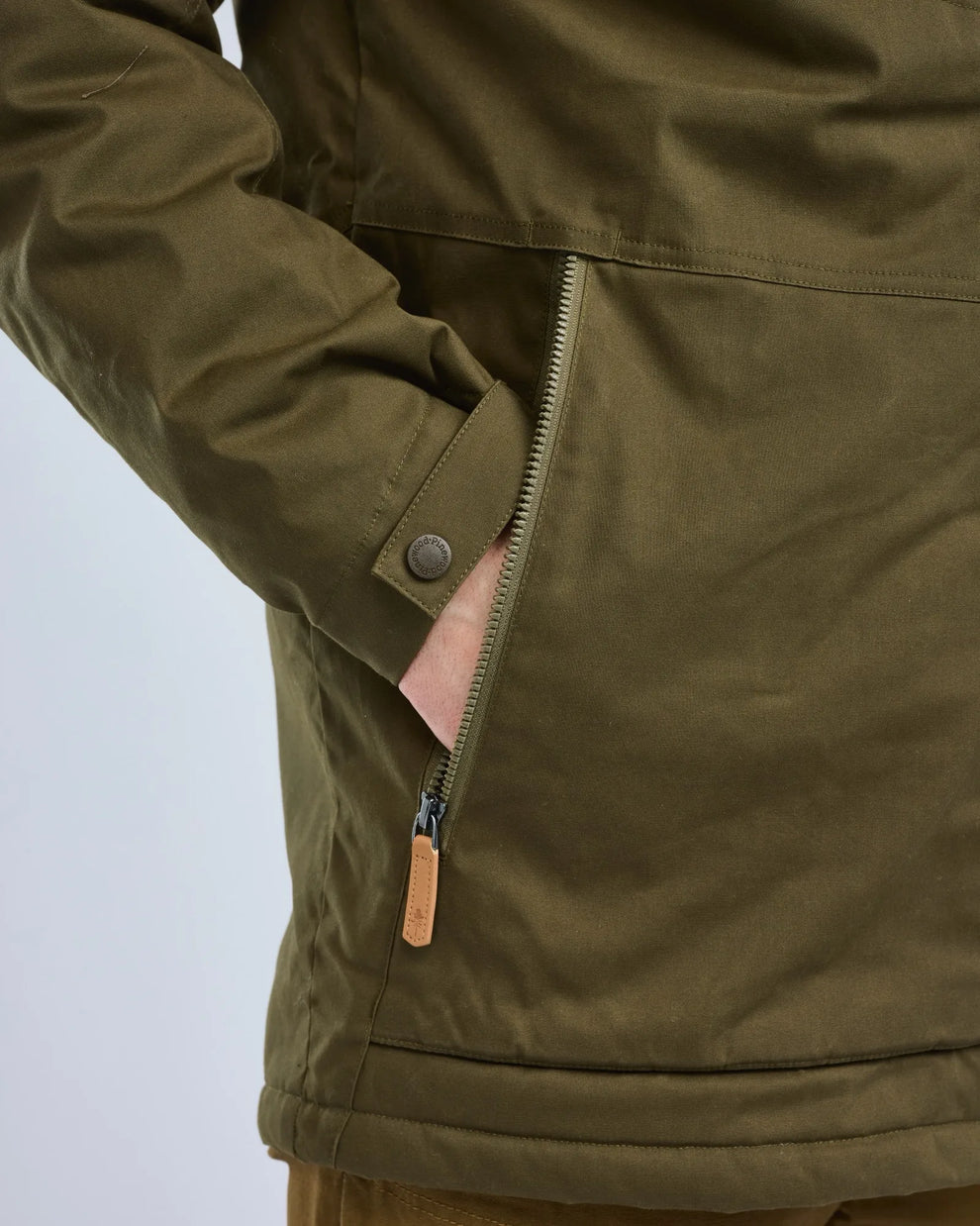 5354-713-20_Pinewood