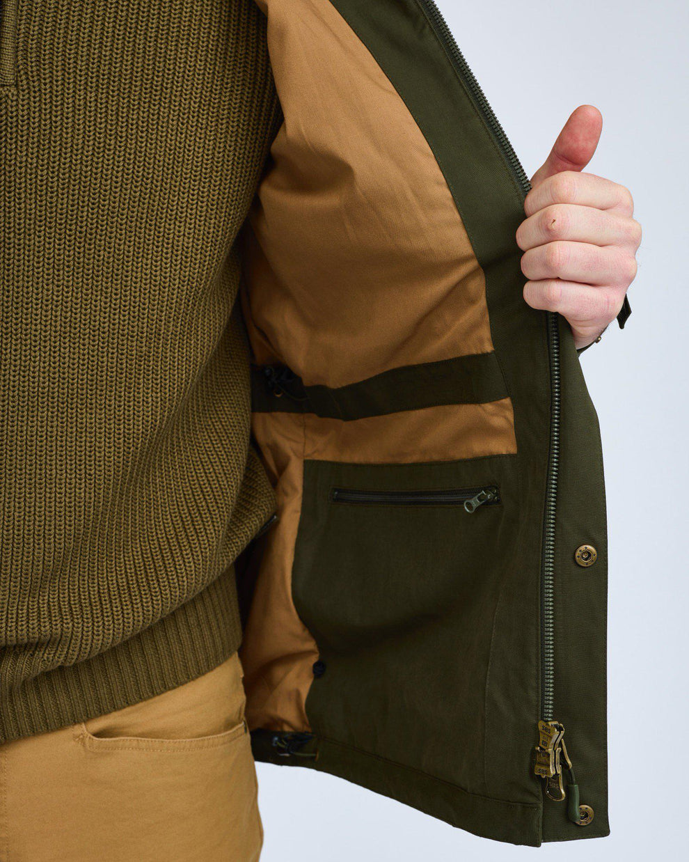 5355-135-22_Pinewood