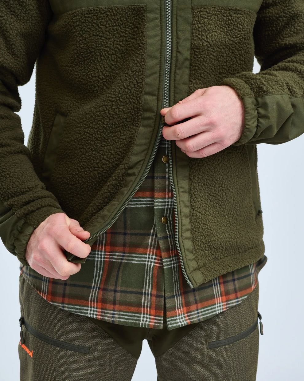 5366-135-20_Pinewood