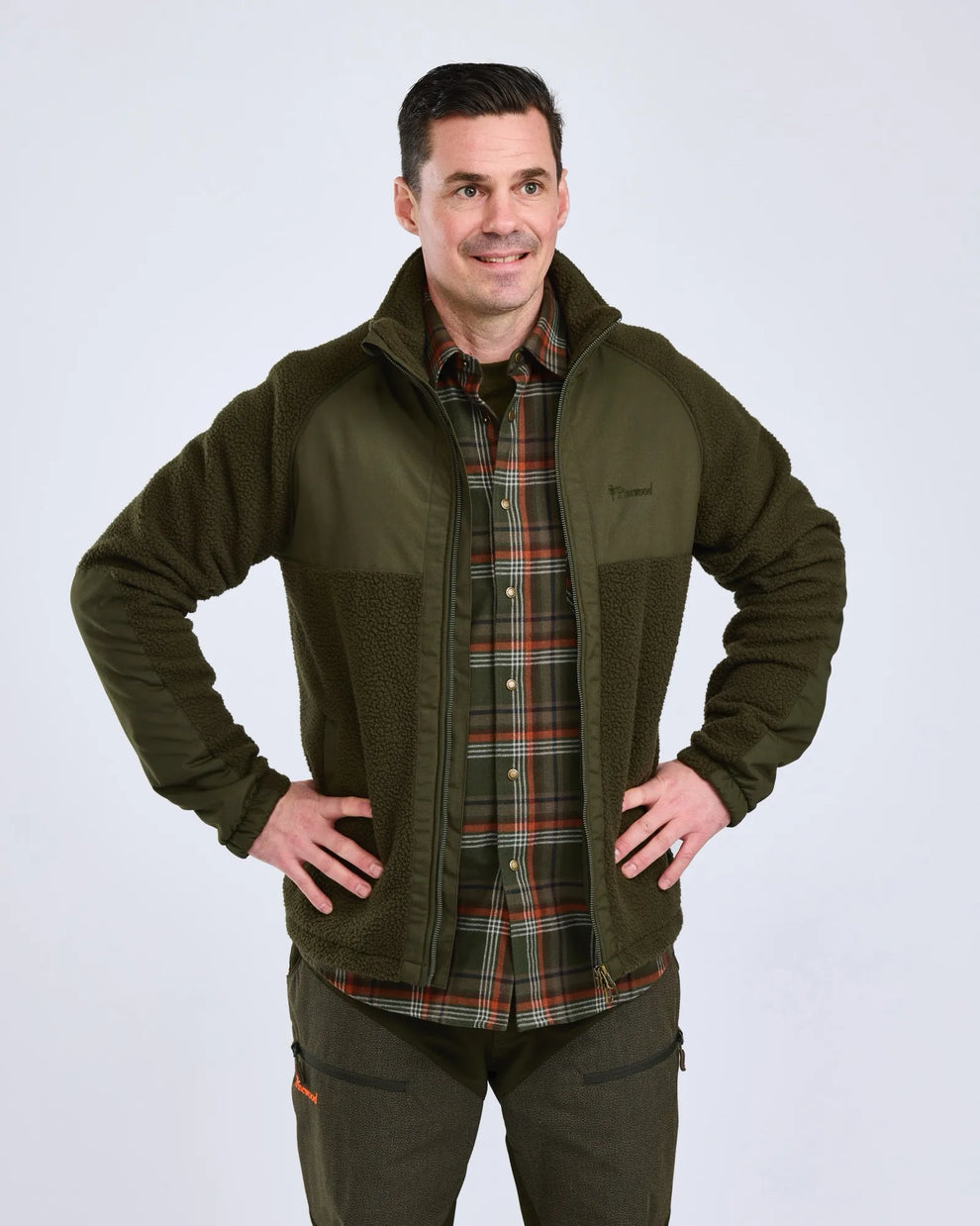 5366-135-60_Pinewood