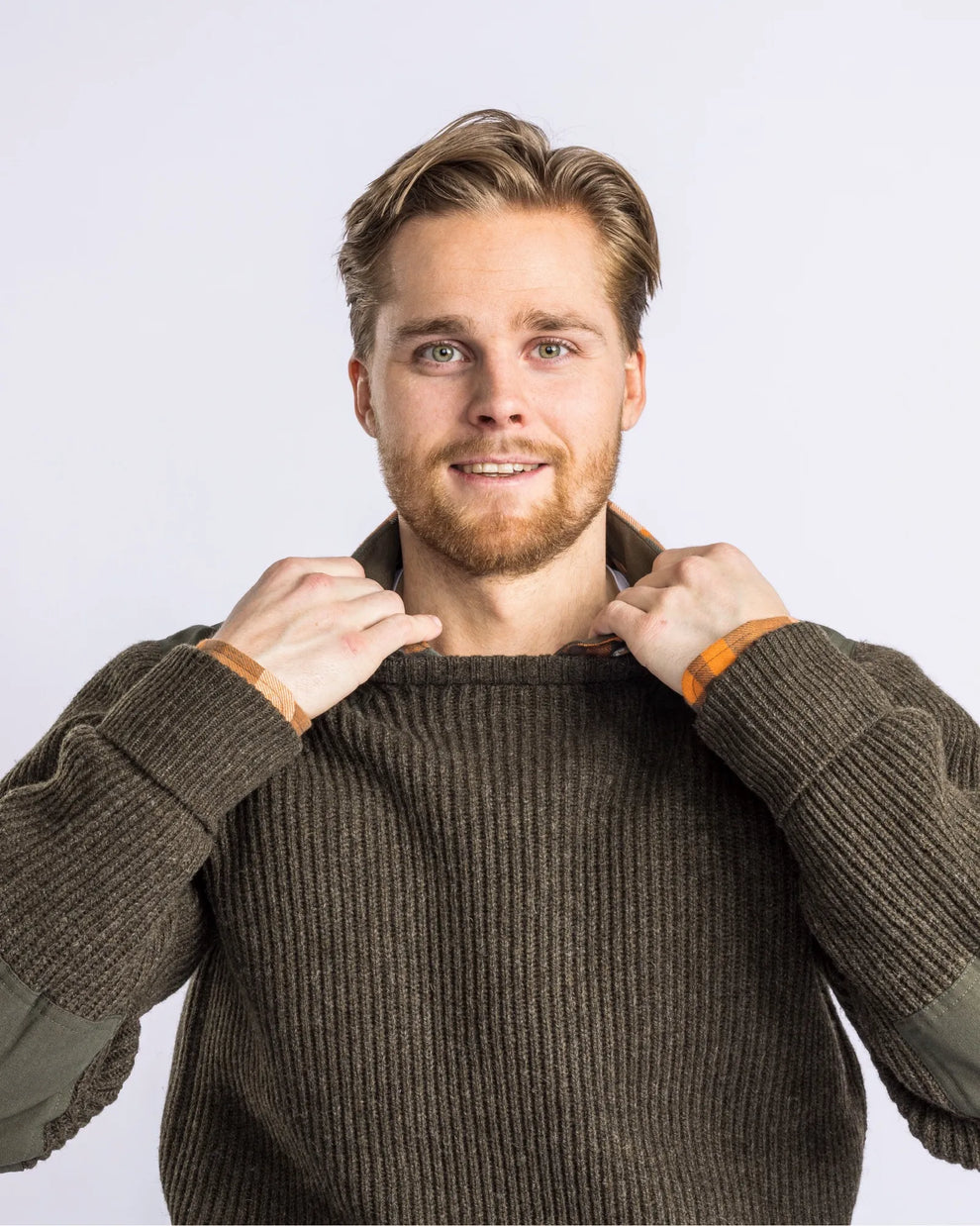 5486-194-20_Pinewood