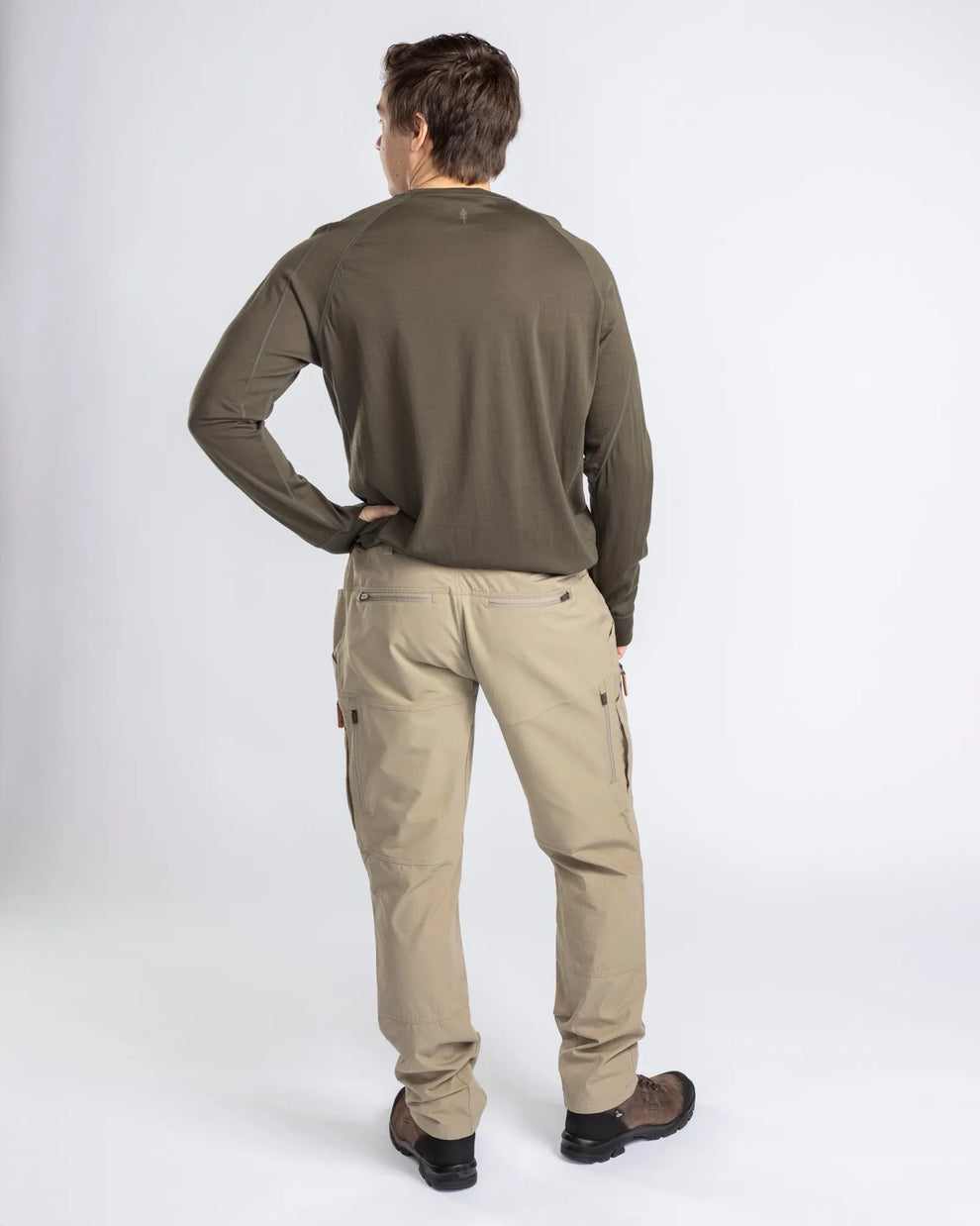 5489-135-66_Pinewood