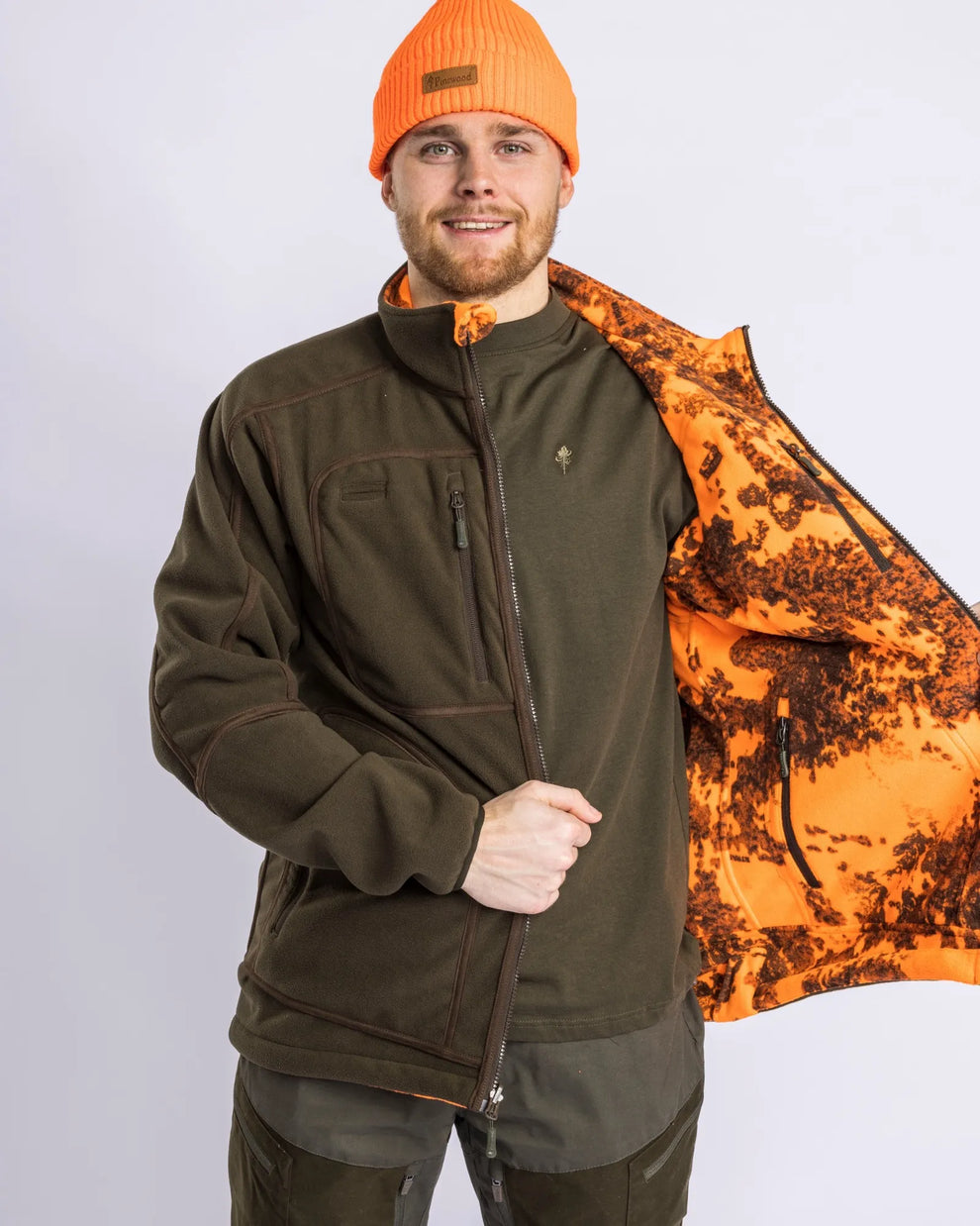 5618-269-21_Pinewood