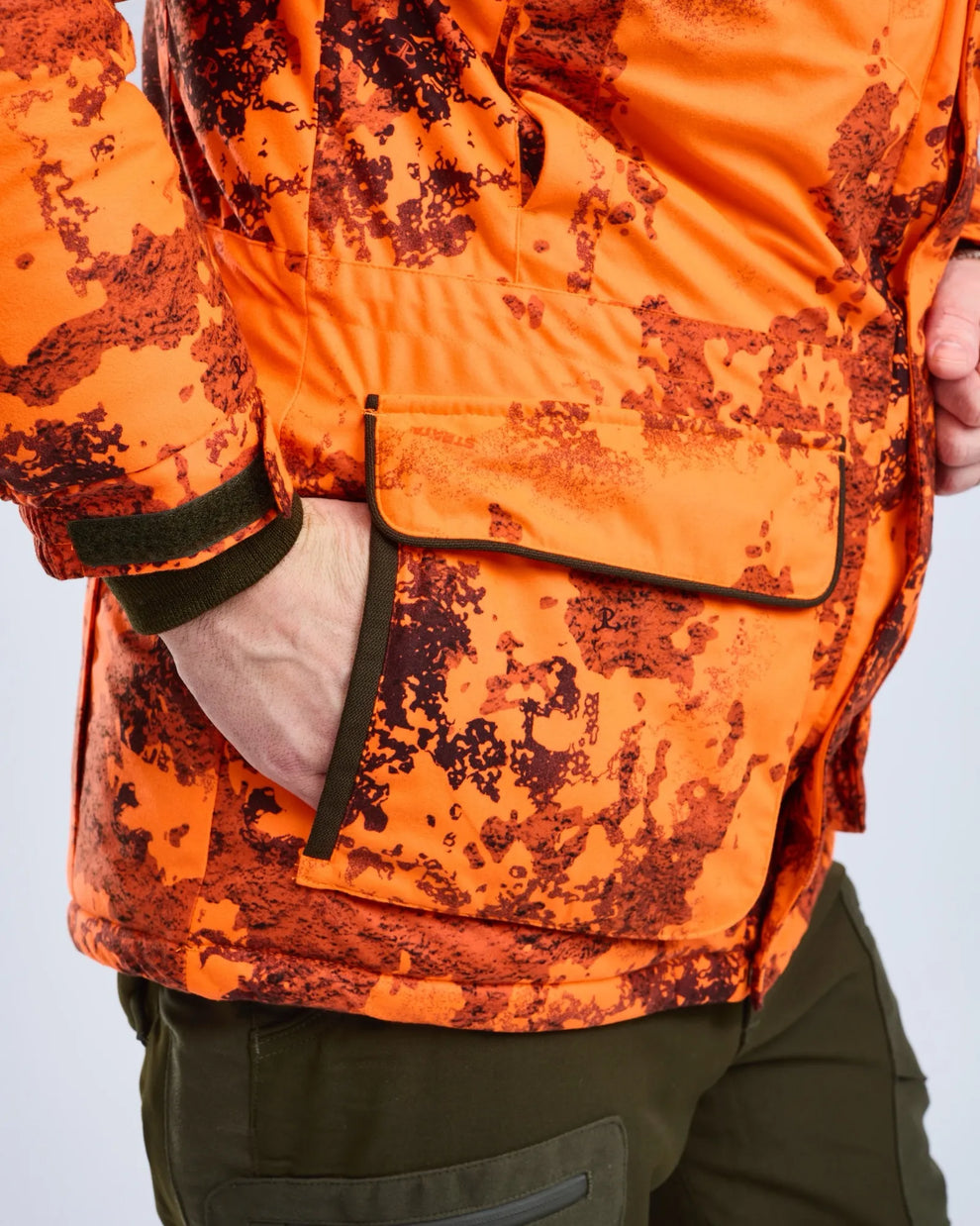 5684-986-21_Pinewood