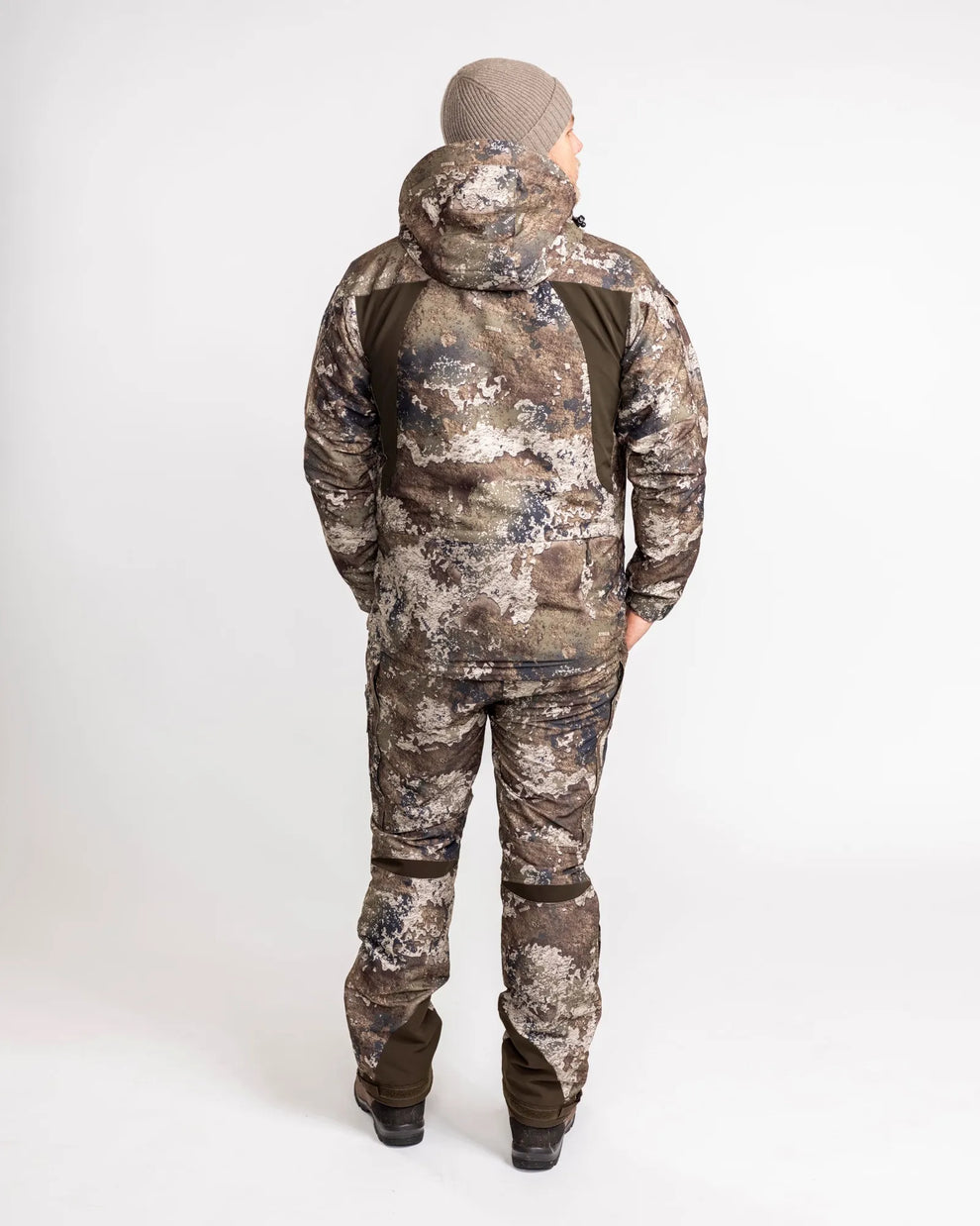 5691-969-66_Pinewood6