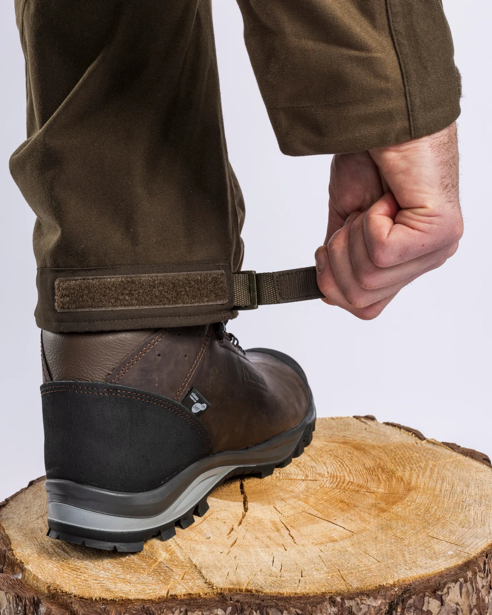 5771-242-22_Pinewood