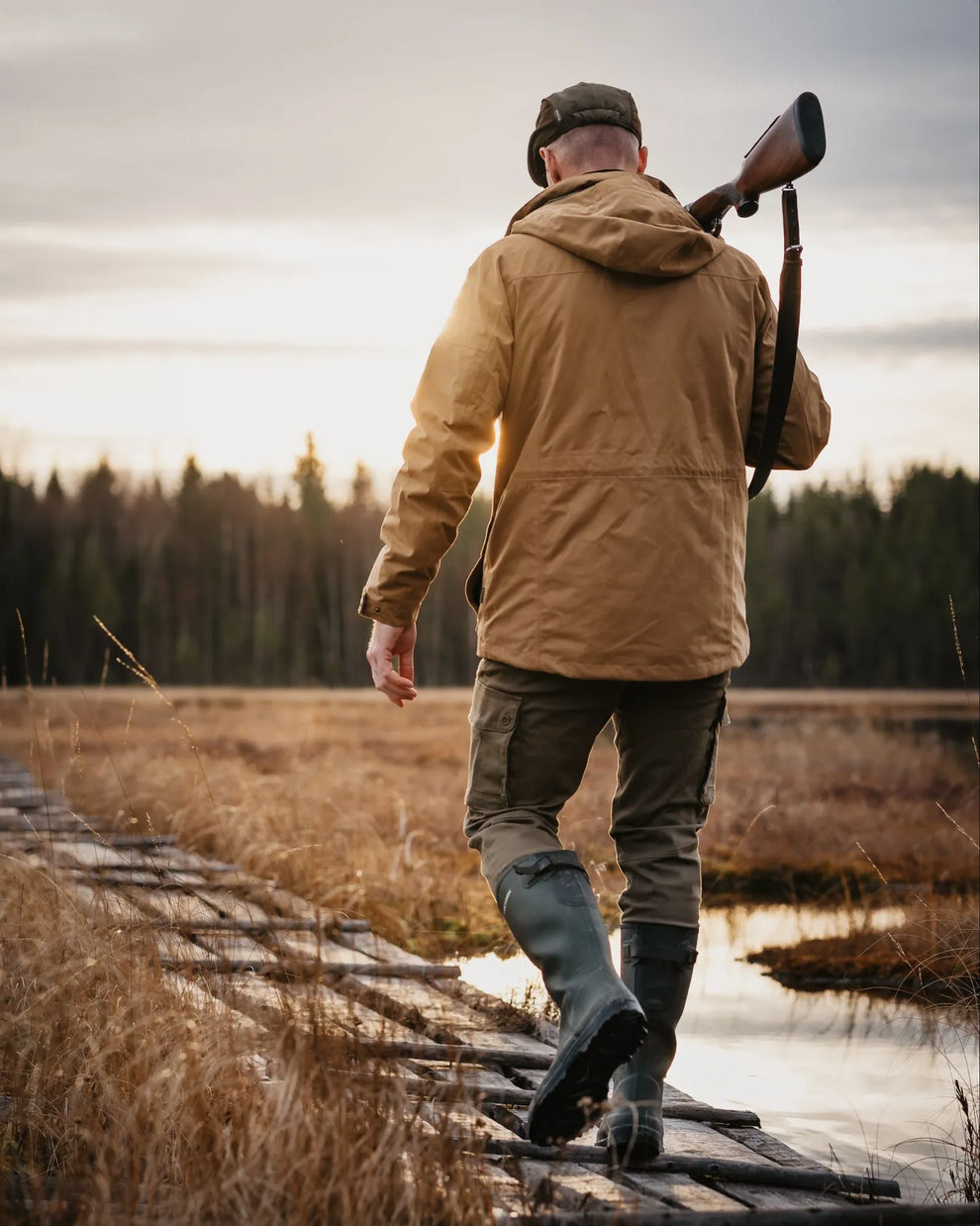 5790-713-40_Pinewood