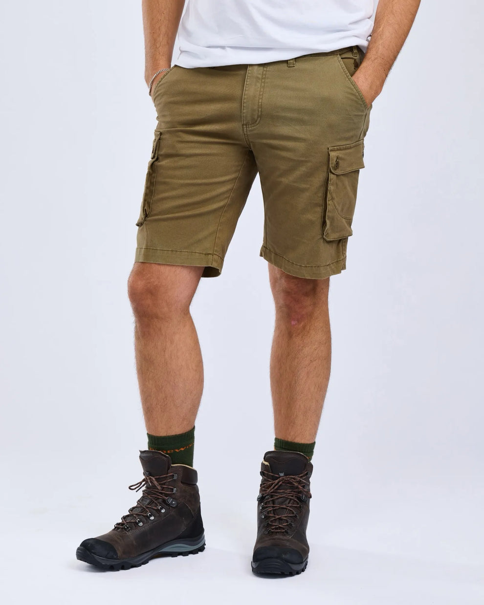 5792-713-60_Pinewood