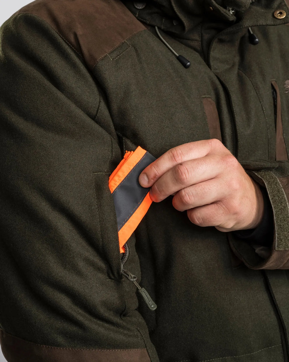 5813-182-20_Pinewood5