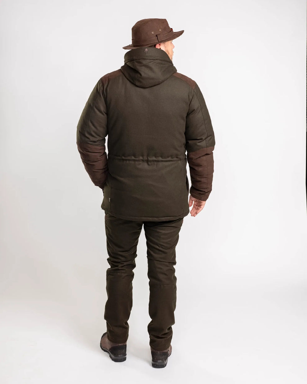 5814-135-66_Pinewood3