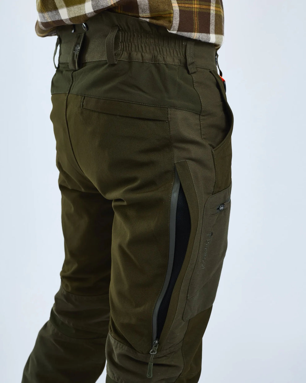 5891-135-21_Pinewood