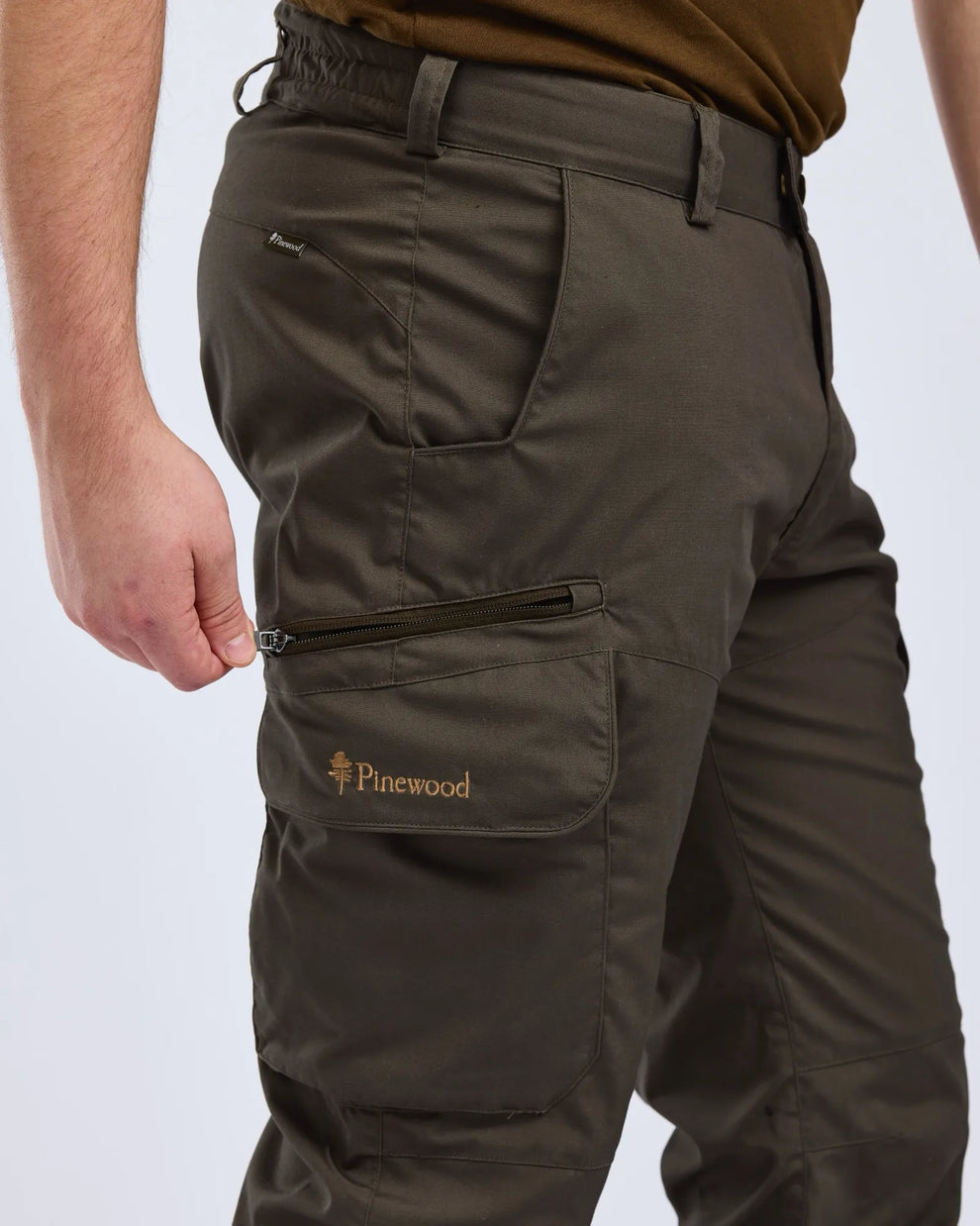 5905-128-20_Pinewood