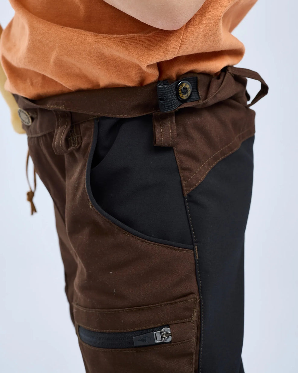 6085-212-20_Pinewood