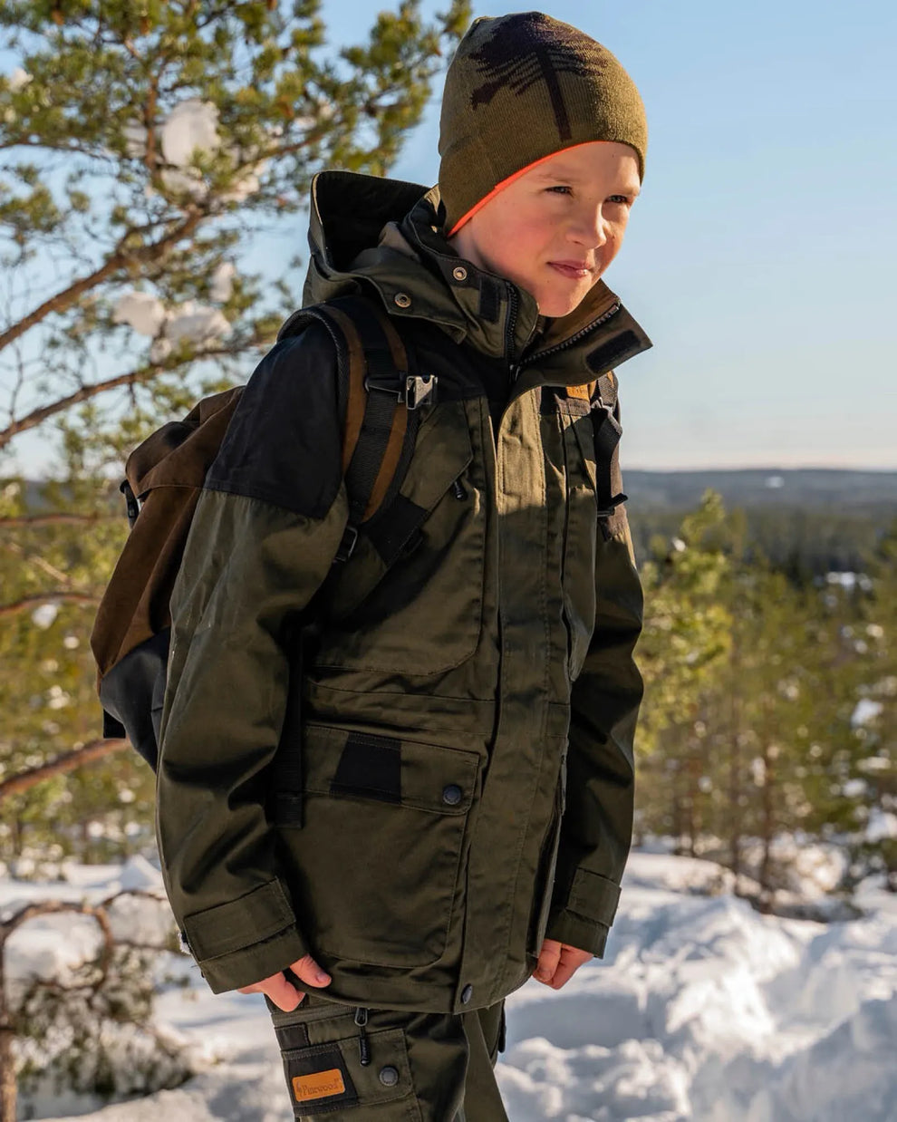 6390-153-40_Pinewood